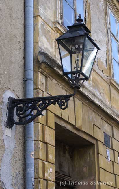 Sehr alte Gaslaterne zur Straßenbeleuchtung in Zagreb.